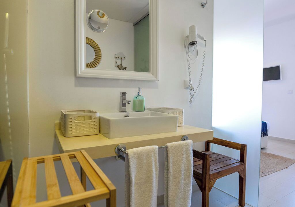 Photo of Bathroom in Gale