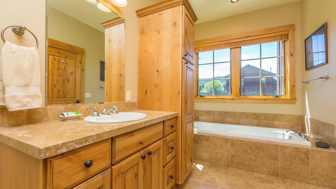 Photo of Bathroom in Big Sky