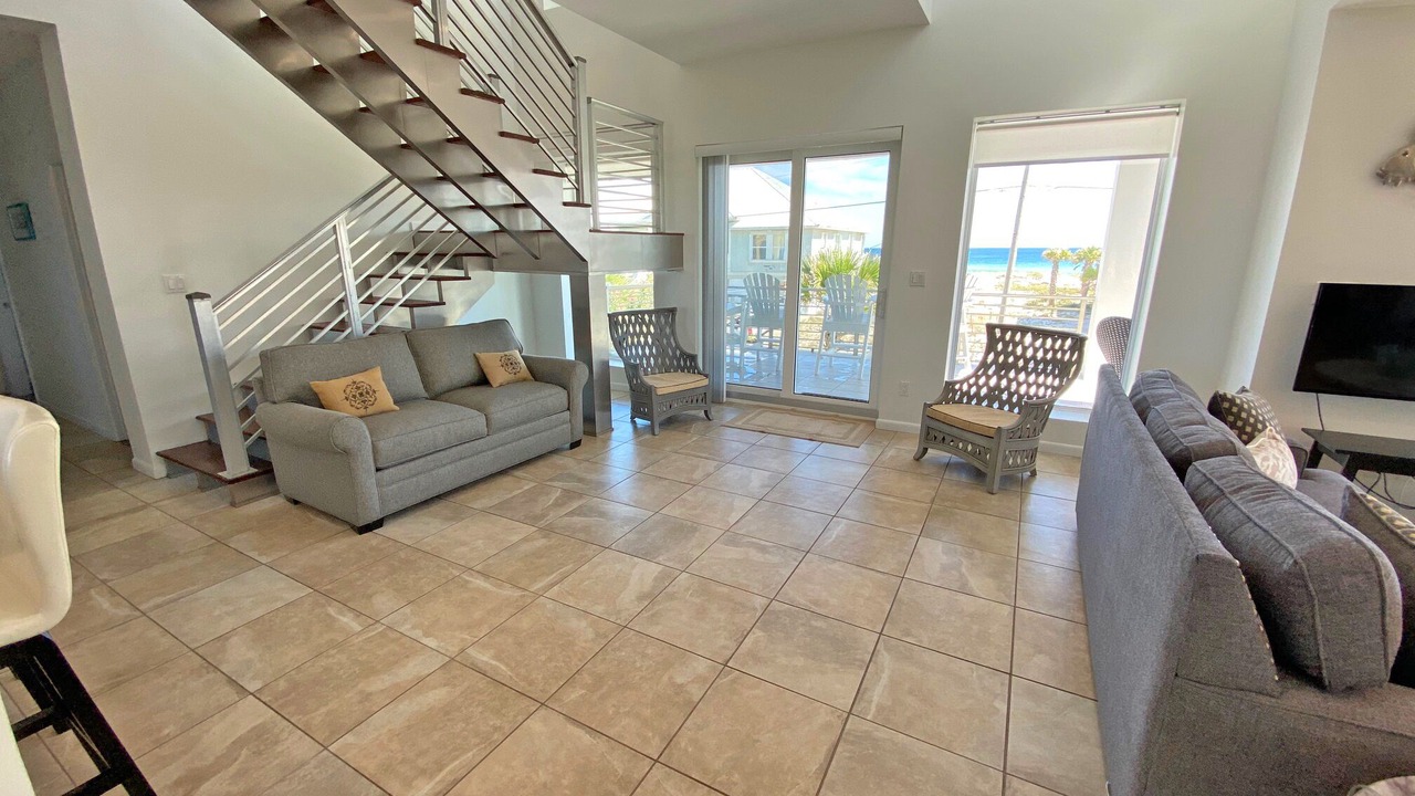 Photo of Livingroom in Pensacola Beach