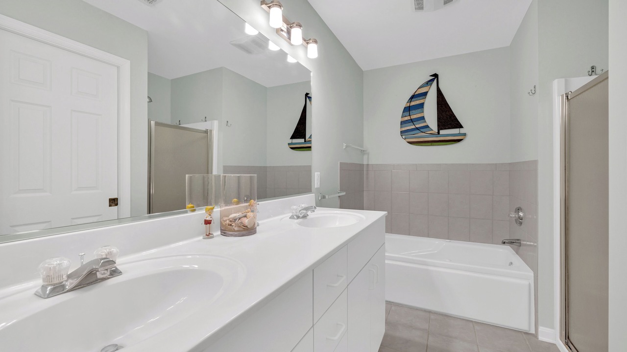 Photo of Bathroom in Bethany Beach