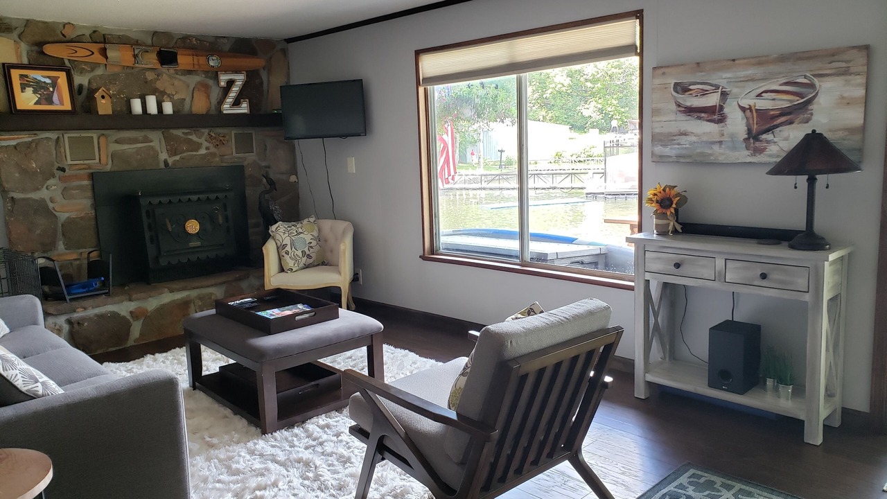 Photo of Livingroom in Gravois Mills