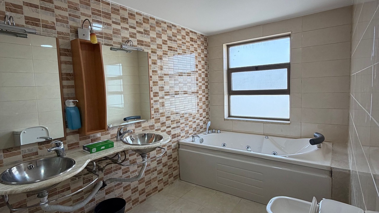 Photo of Bathroom in Amman
