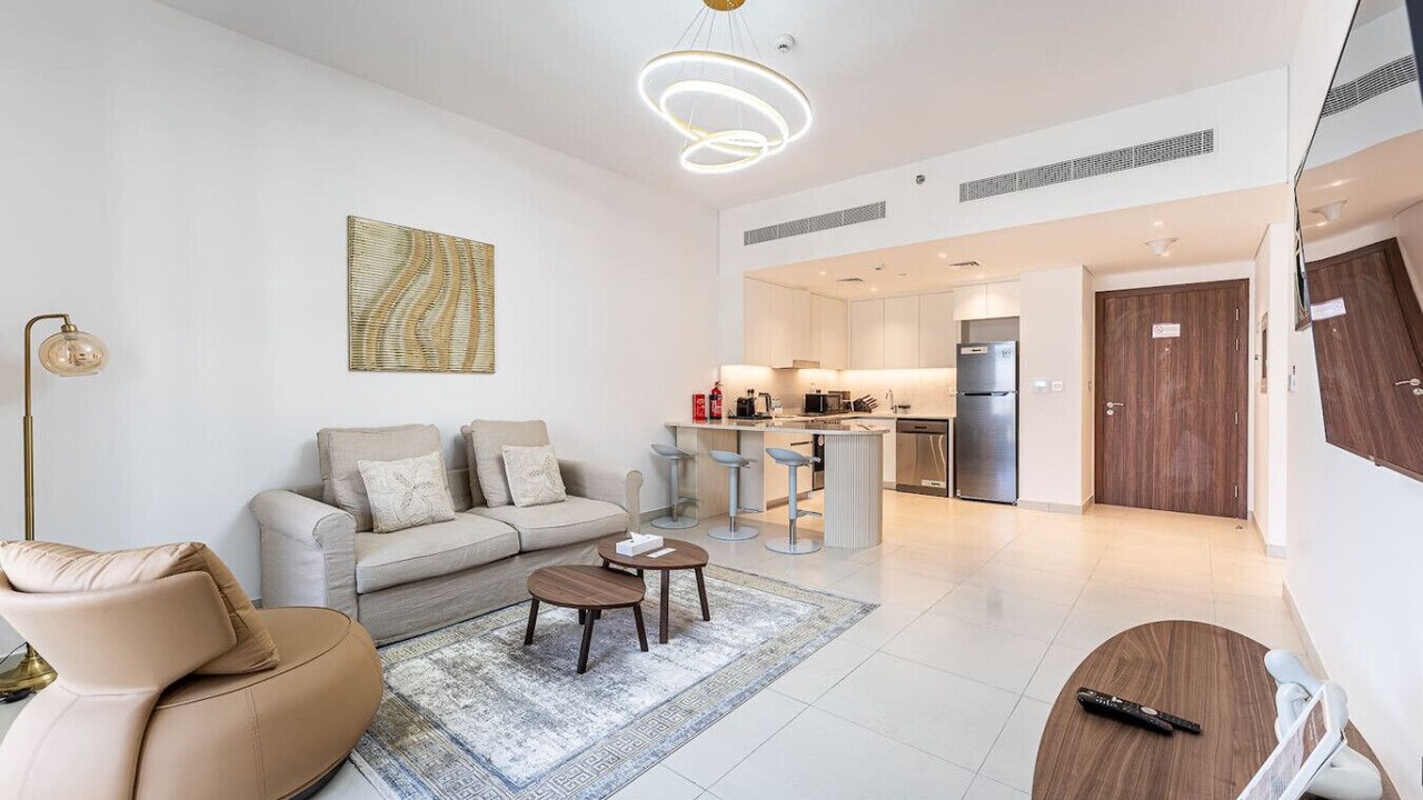 Photo of Livingroom in Umm Suqeim 3