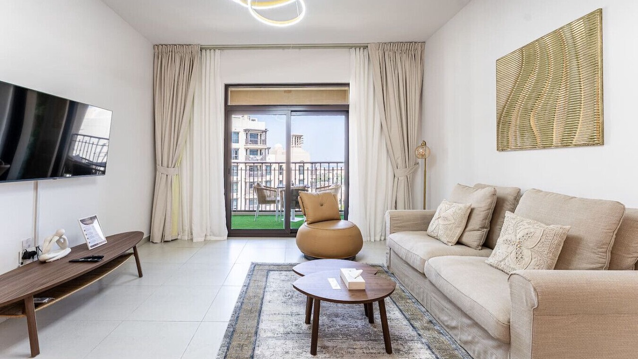 Photo of Livingroom in Umm Suqeim 3