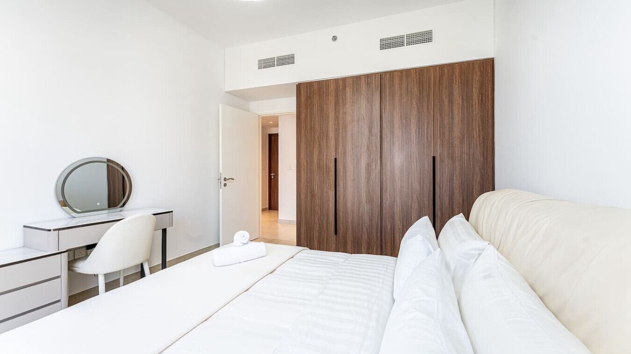 Photo of Bedroom in Umm Suqeim 3
