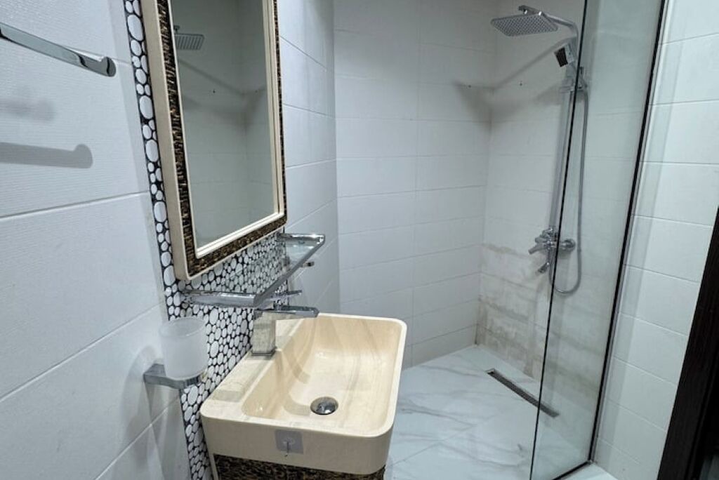 Photo of Bathroom in Downtown Dubai