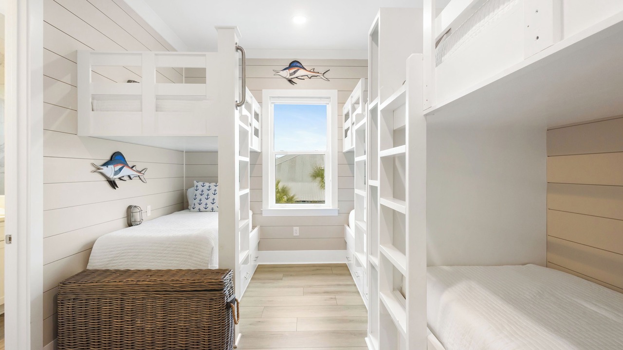 Photo of Bedroom in Gulfview Heights