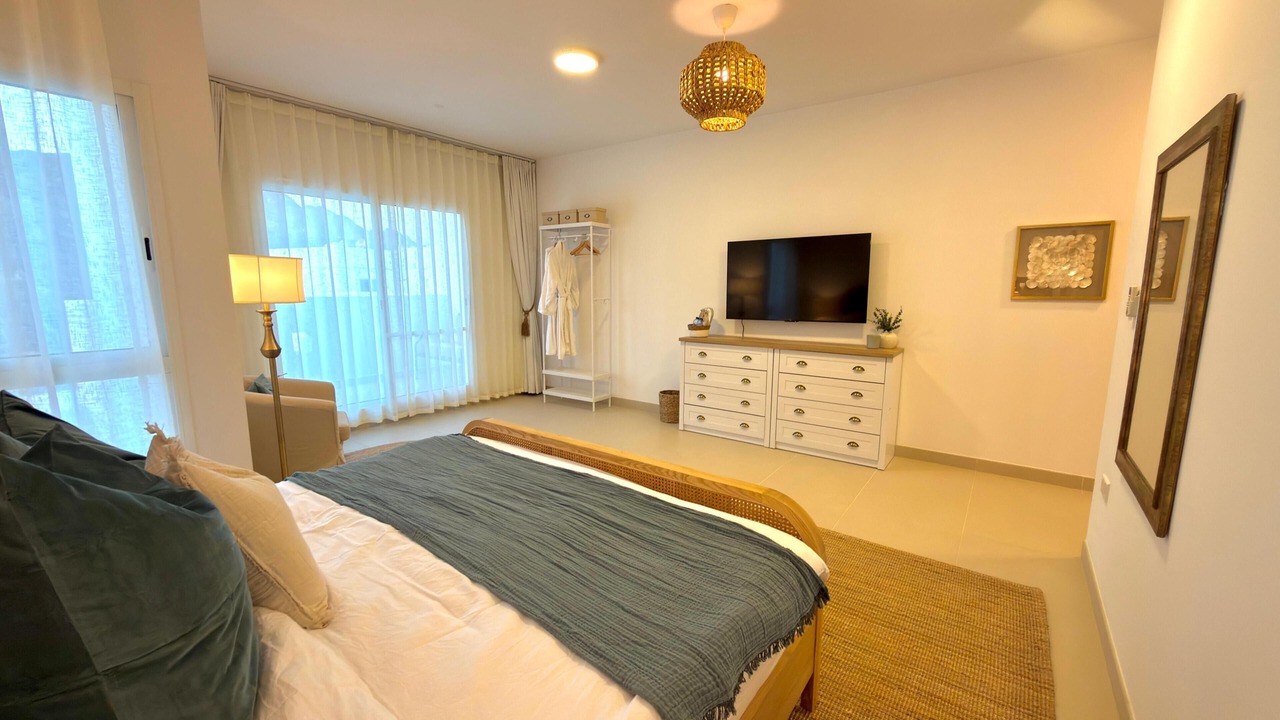 Photo of Bedroom in Al-Bustan