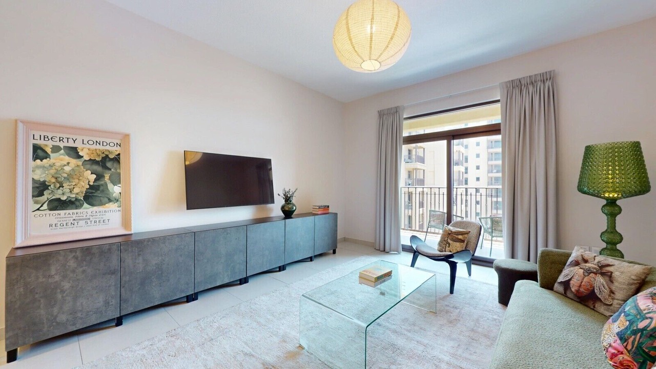 Photo of Livingroom in Umm Suqeim 3
