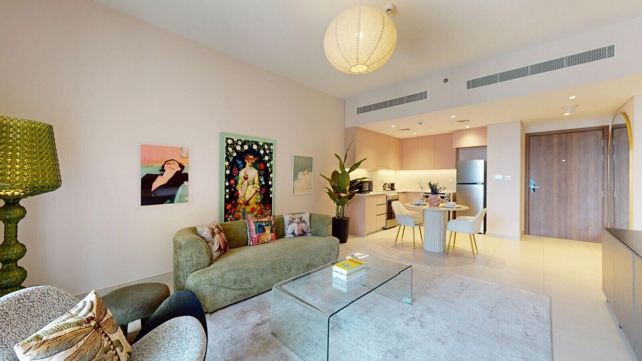 Photo of Livingroom in Umm Suqeim 3
