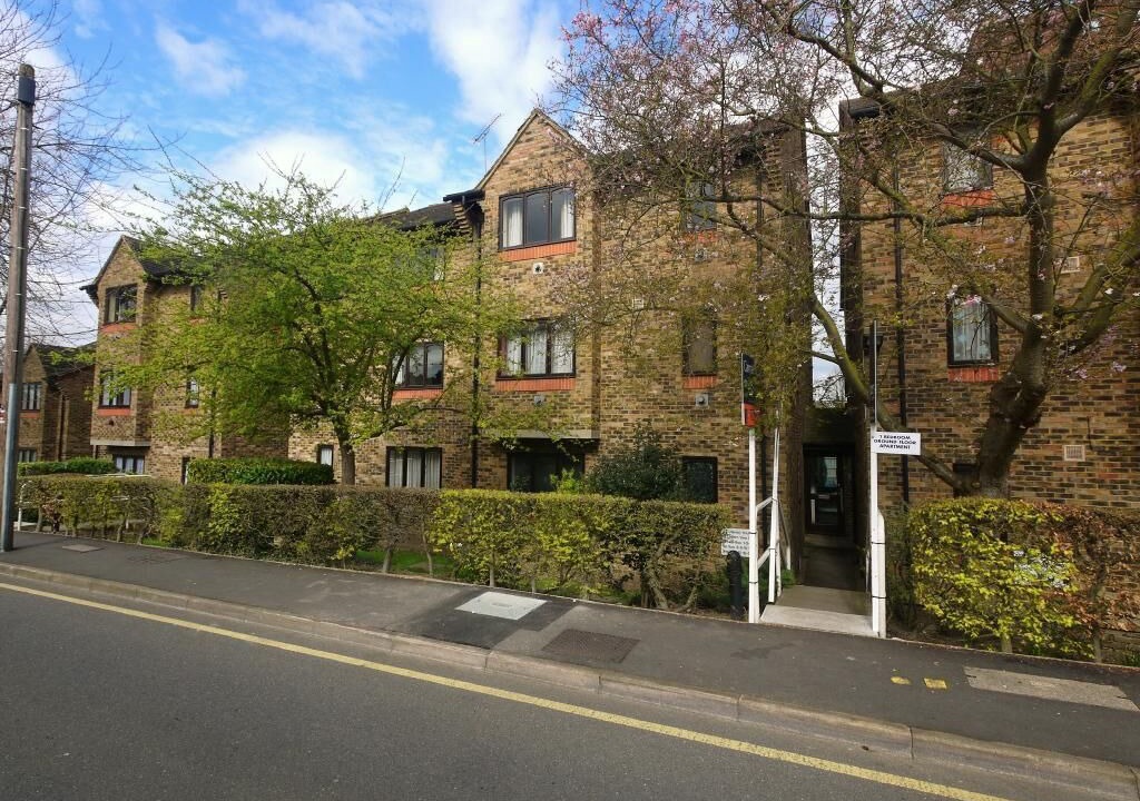 Photo of Outdoor in Uxbridge South