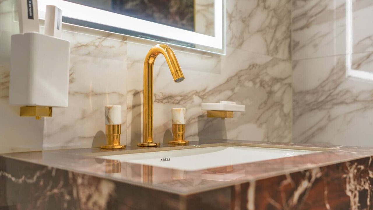 Photo of Bathroom in Discovery Gardens