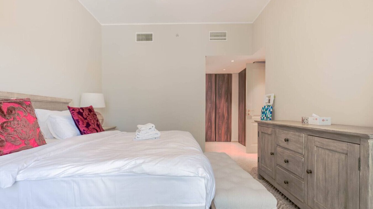 Photo of Bedroom in Discovery Gardens