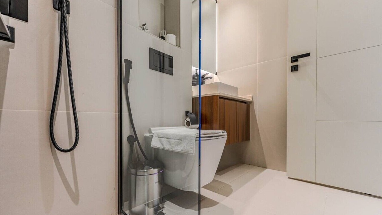 Photo of Bathroom in Discovery Gardens