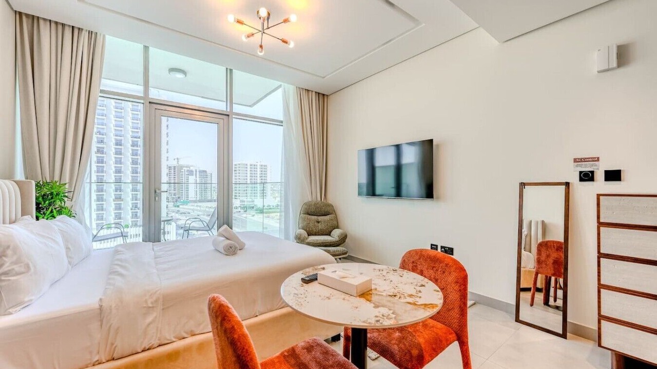 Photo of Bedroom in Discovery Gardens