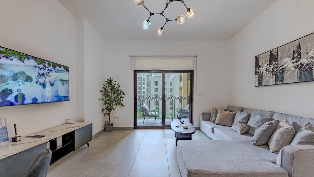 Photo of Livingroom in Umm Suqeim 3