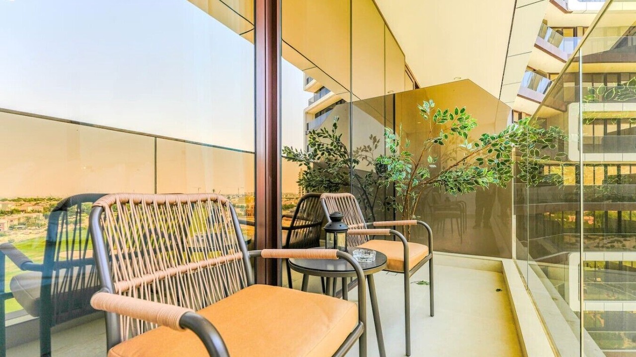 Photo of Patio Balcony in Dubai Sports City
