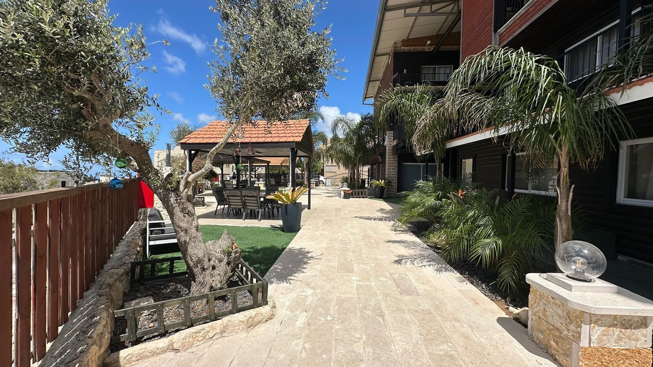 Photo of Patio Balcony in Isfiya