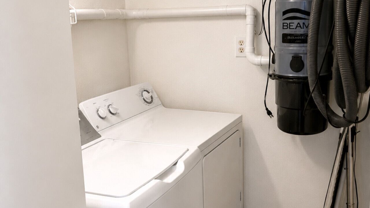 Photo of Bedroom in Linn Creek