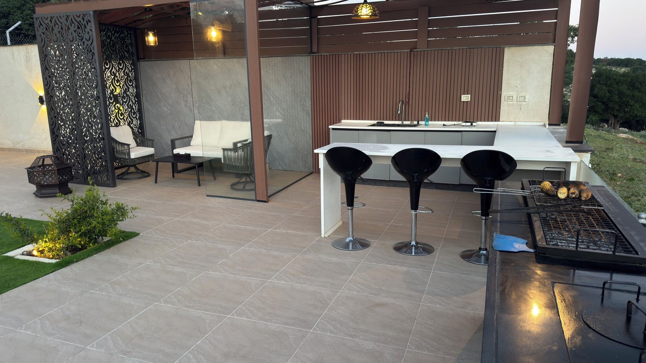 Photo of Outdoor in Zayy