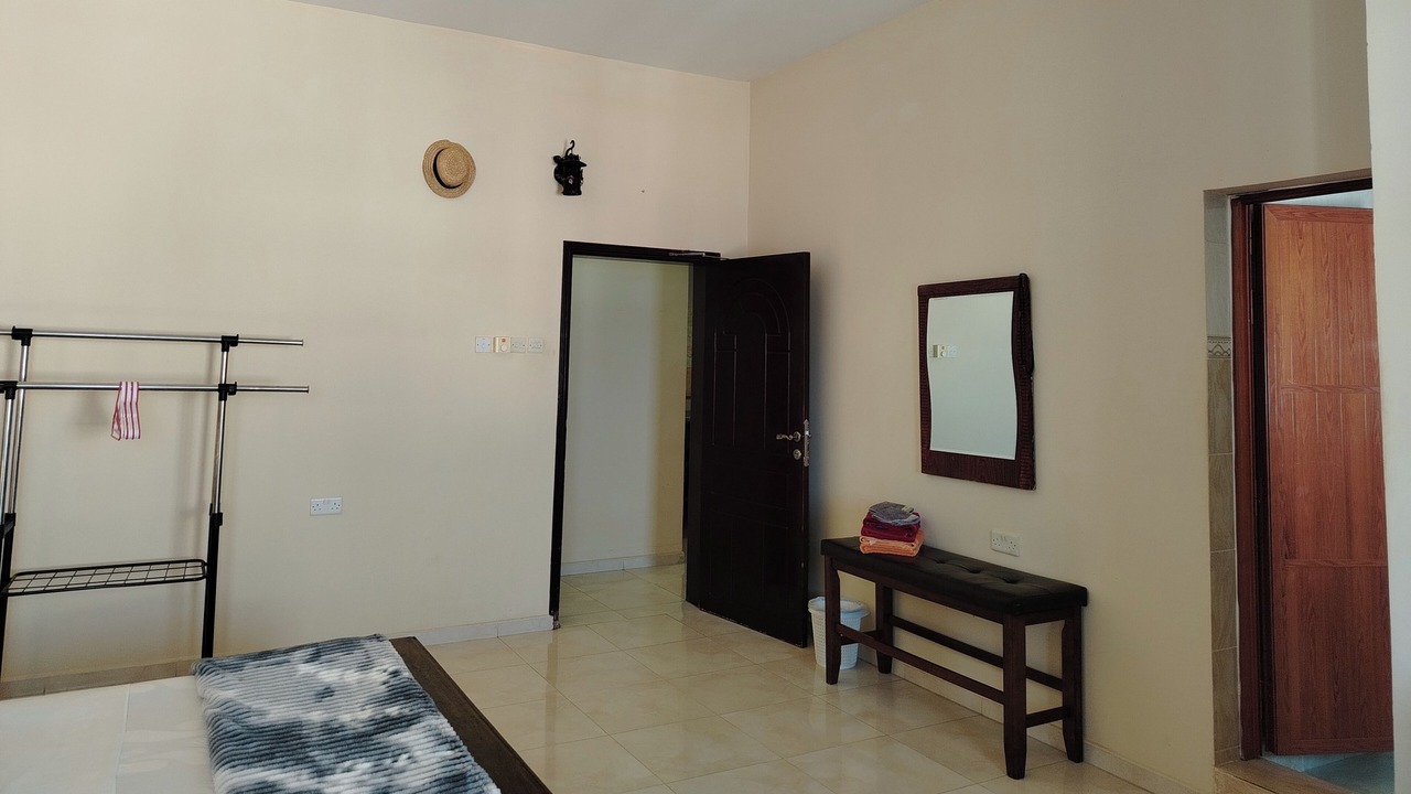 Photo of Bedroom in Al-Bustan