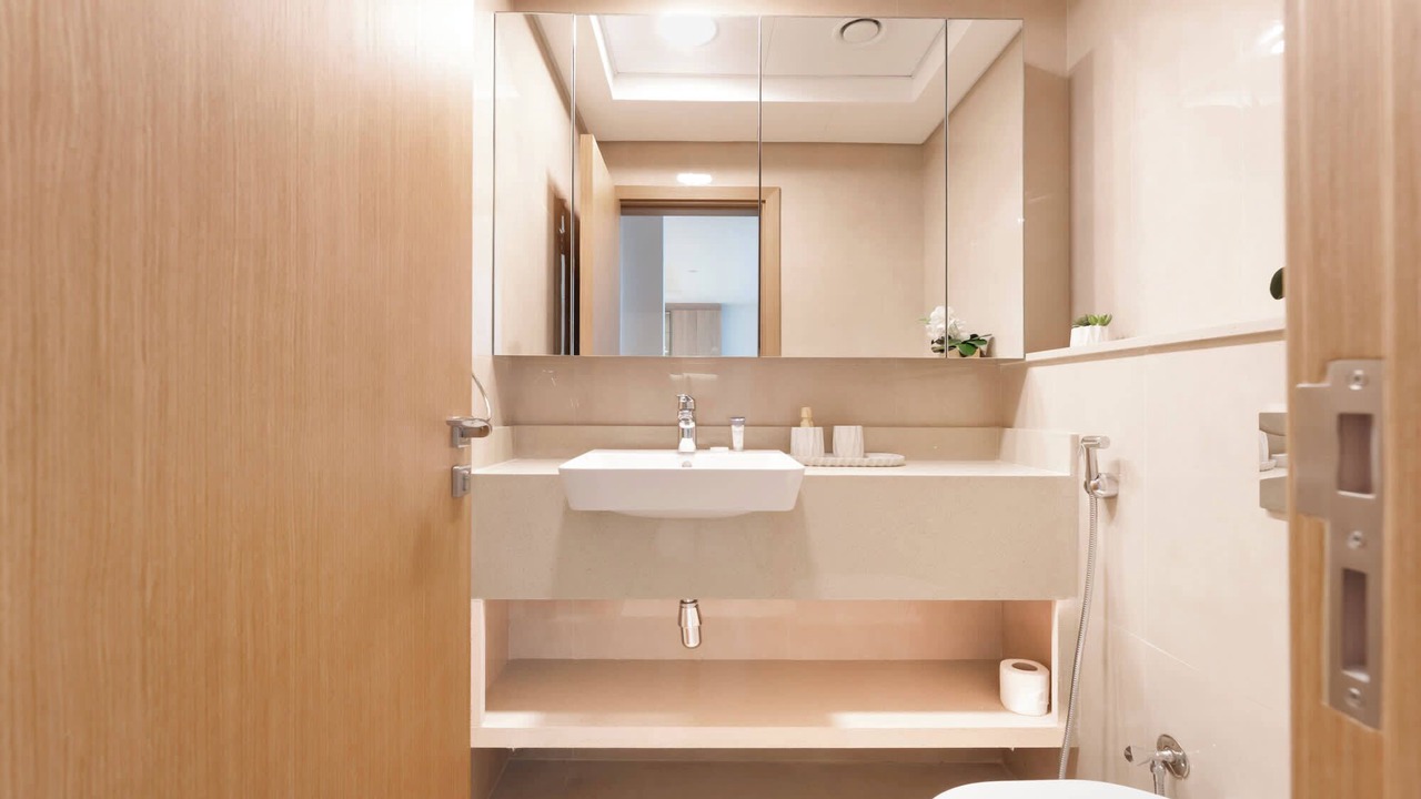 Photo of Bathroom in Dubai Maritime City