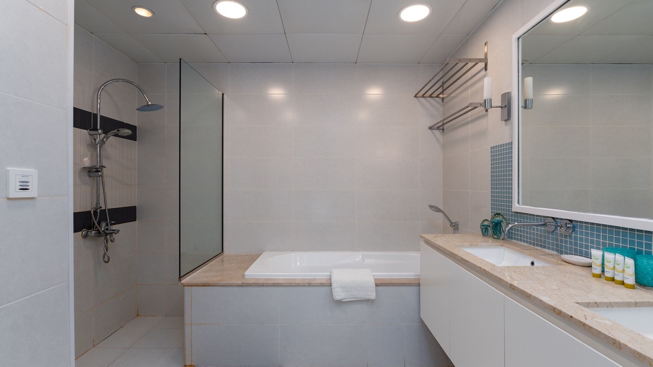 Photo of Bathroom in Palm Jumeirah