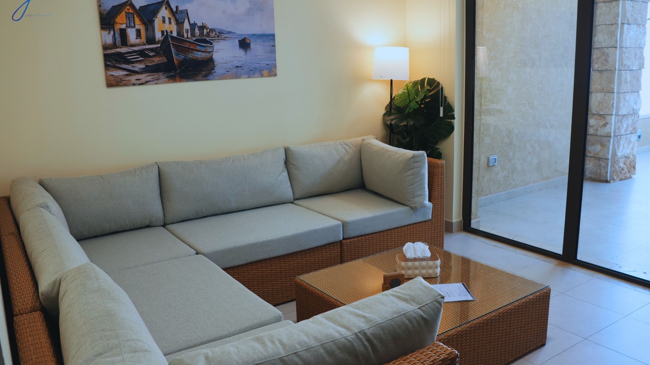 Photo of Livingroom in Sweimeh
