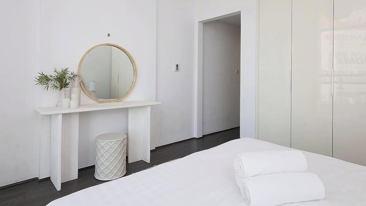 Photo of Bedroom in Al Sufouh 1