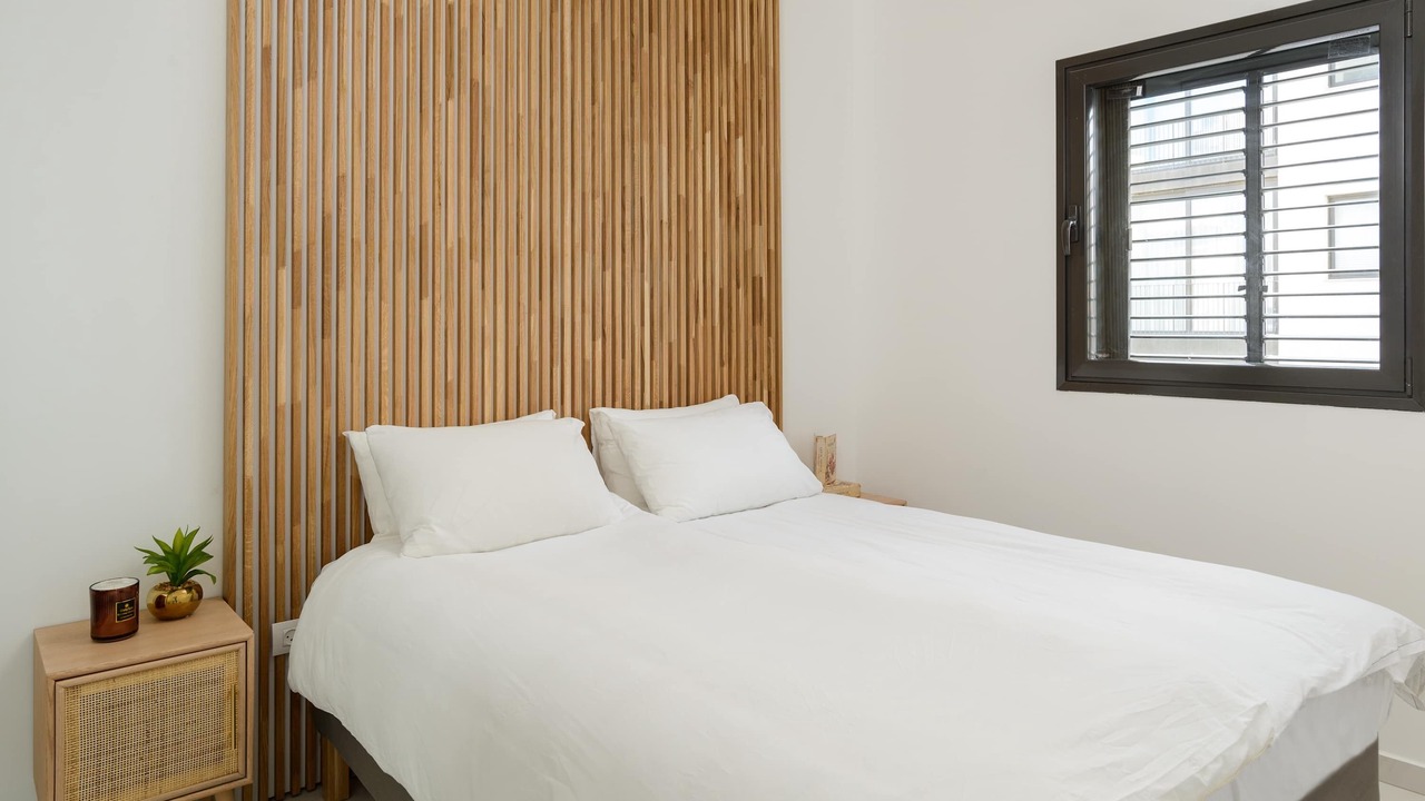 Photo of Bedroom in Kerem HaTeimanim