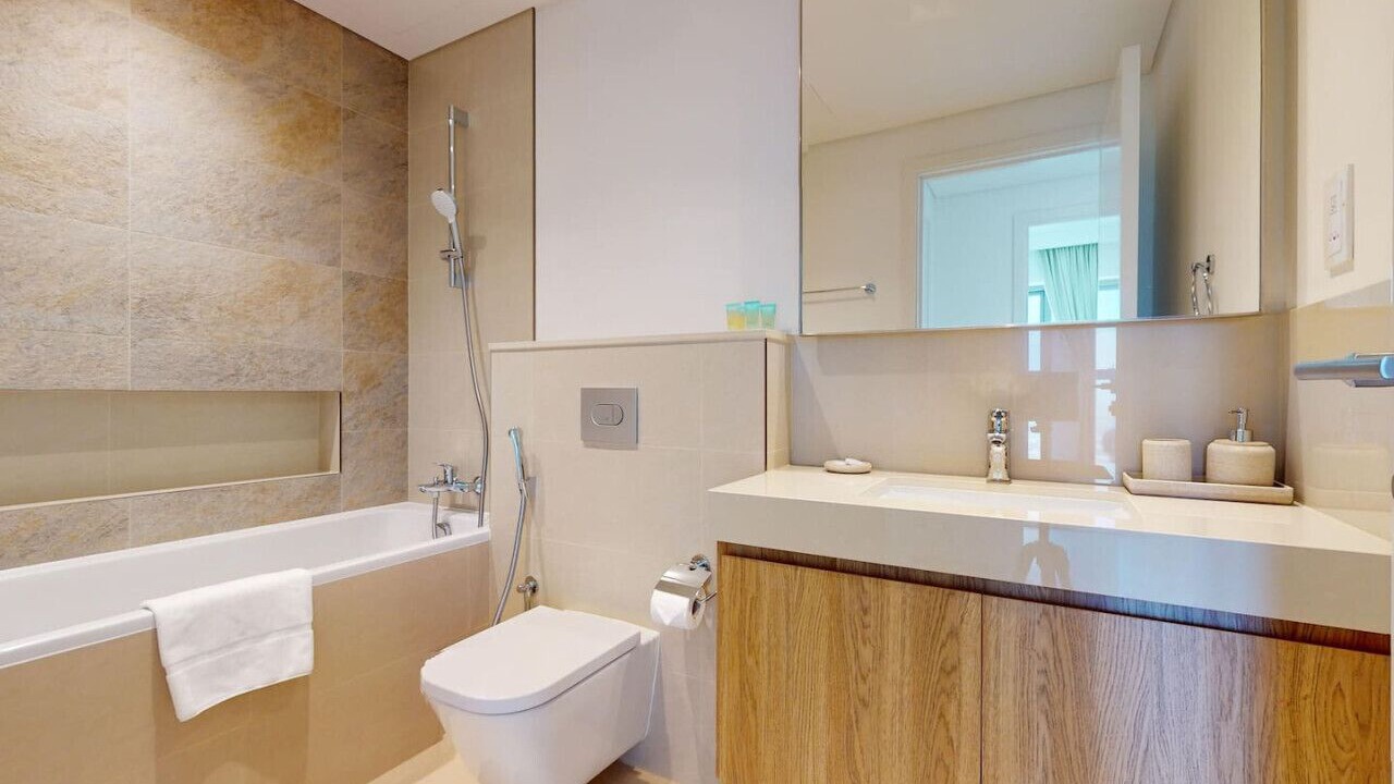 Photo of Bathroom in Za'abeel 2