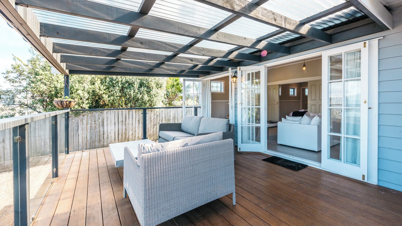 Photo of Patio Balcony in Surfdale