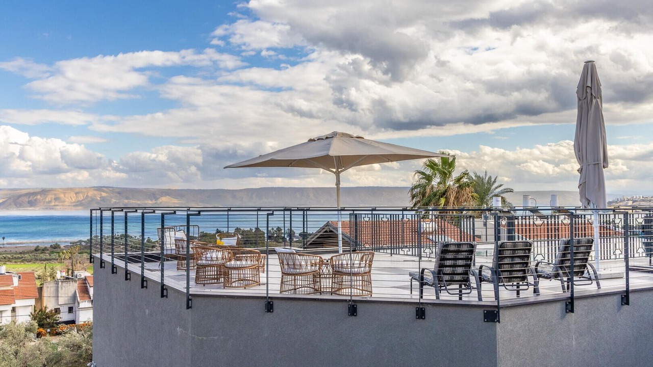 Photo of Patio Balcony in Nof Kinneret