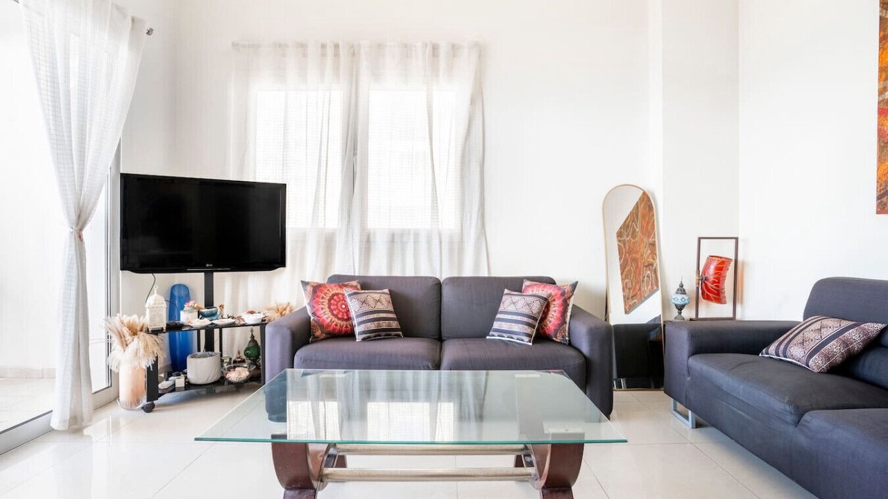 Photo of Livingroom in Al Hamra Village