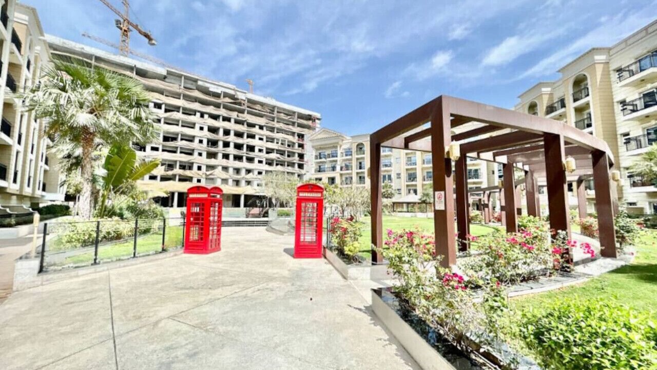 Photo of Patio Balcony in Al Barsha