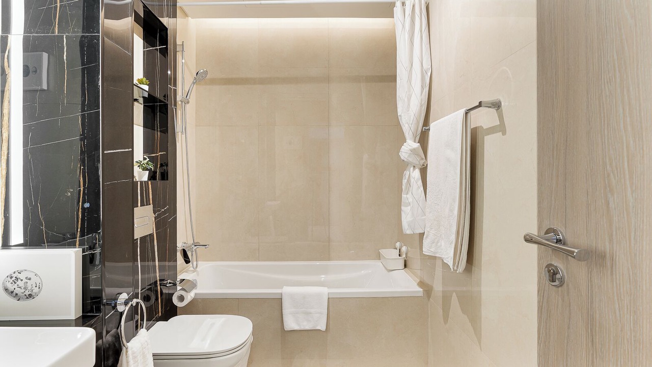 Photo of Bathroom in Jumeirah Lake Towers