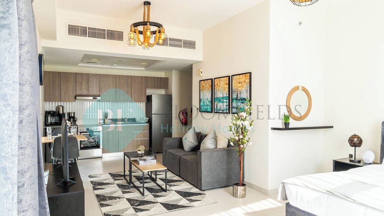 Photo of Bedroom in Al Raha Beach