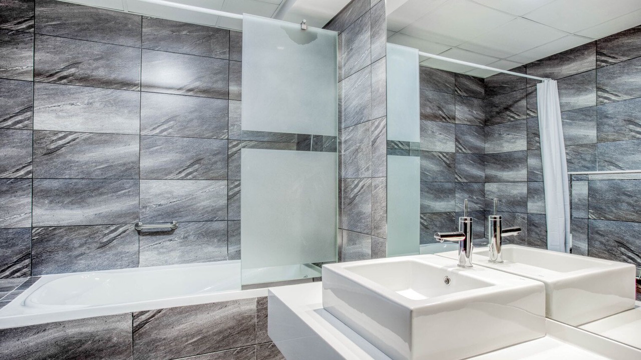 Photo of Bathroom in Trade Center