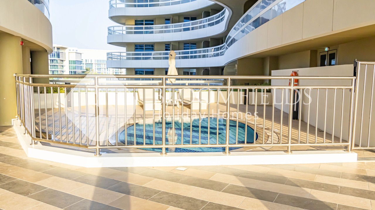 Photo of Patio Balcony in Saadiyat Cultural District