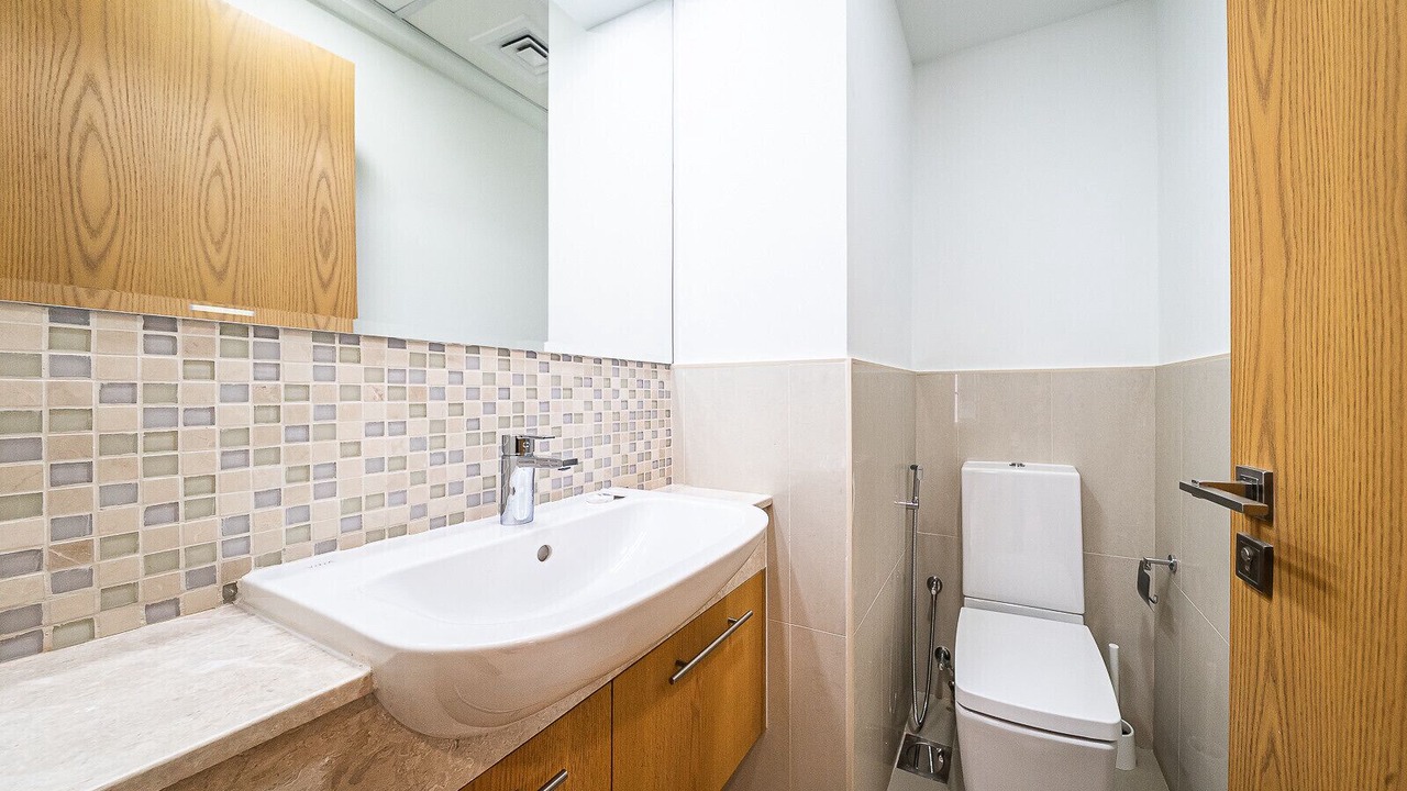 Photo of Bathroom in Downtown Dubai