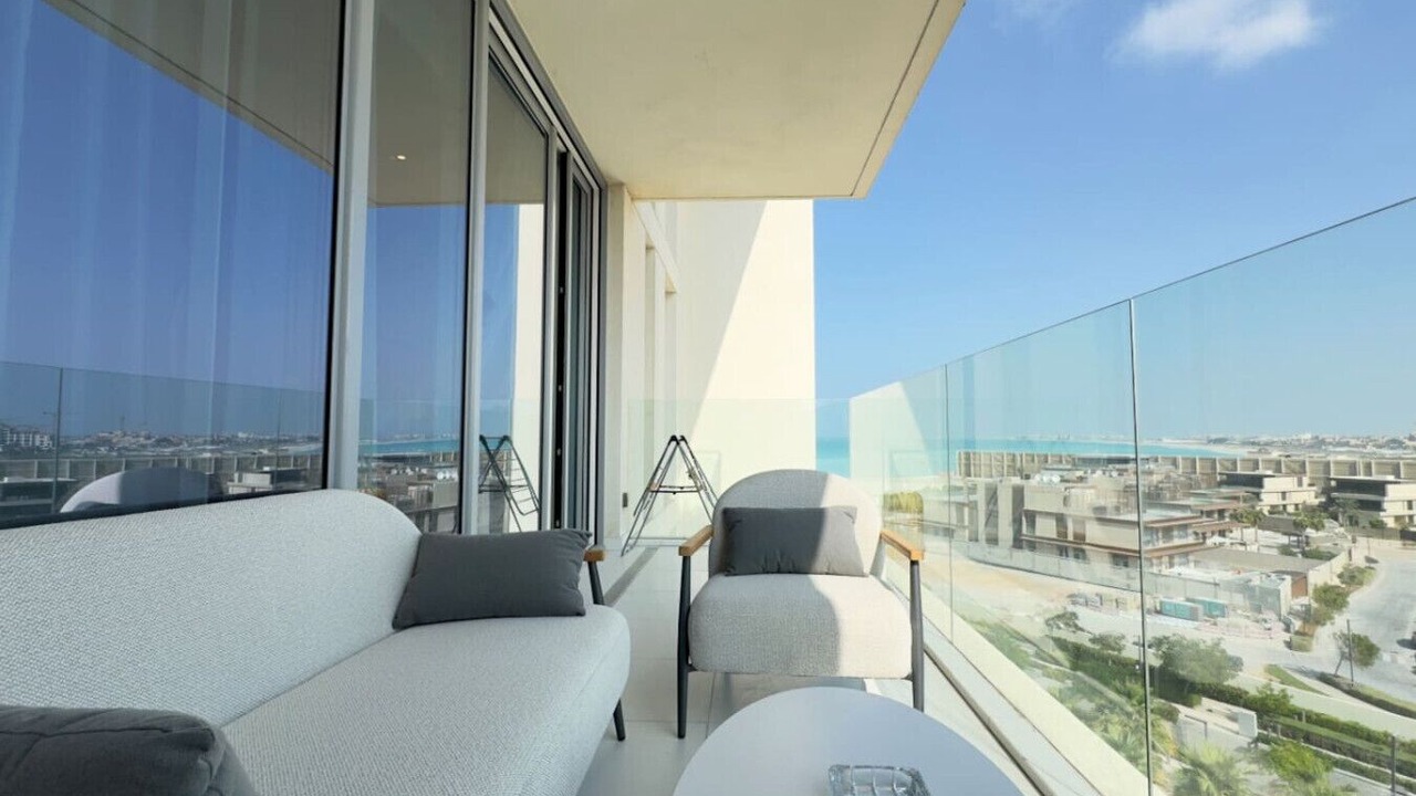 Photo of Patio Balcony in Saadiyat Cultural District