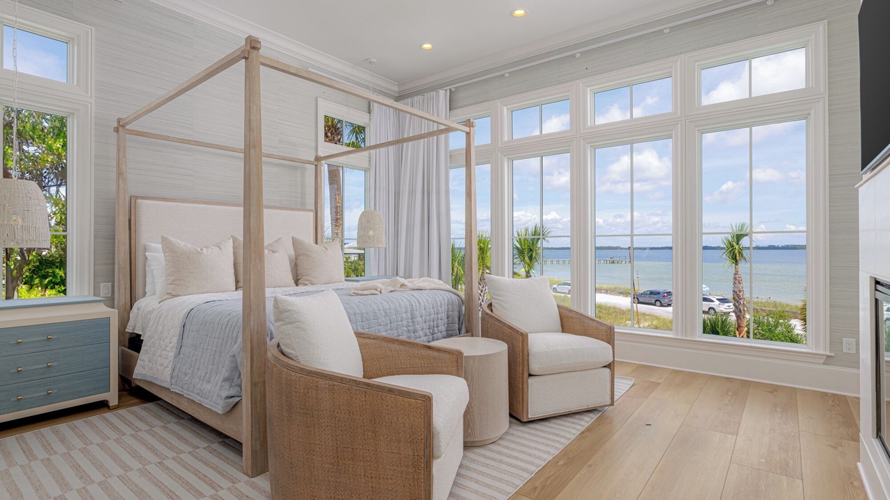 Photo of Bedroom in Pensacola Beach