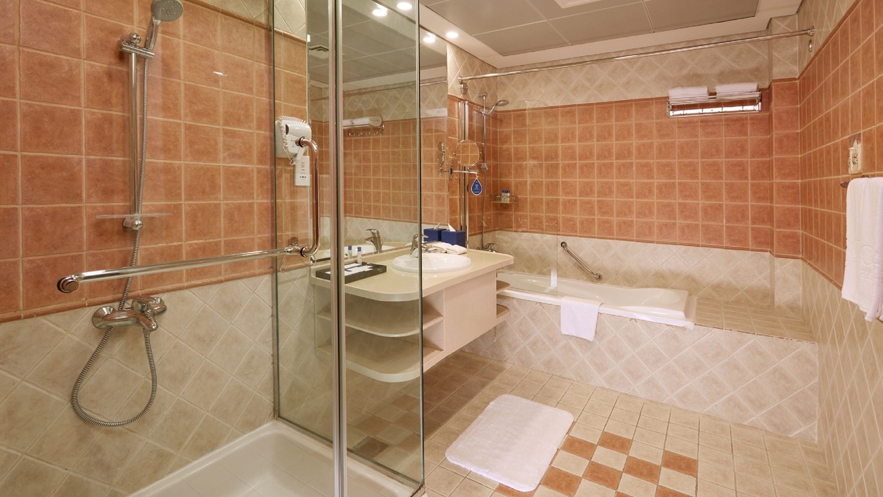 Photo of Bathroom in Jumeira 3