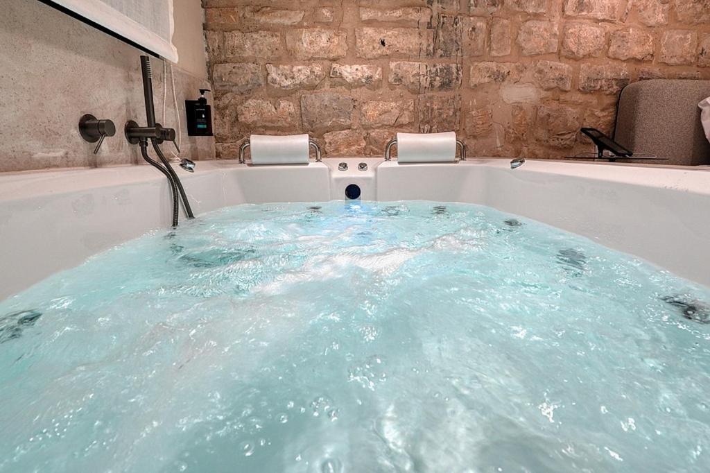 Photo of Bathroom in Artists Colony