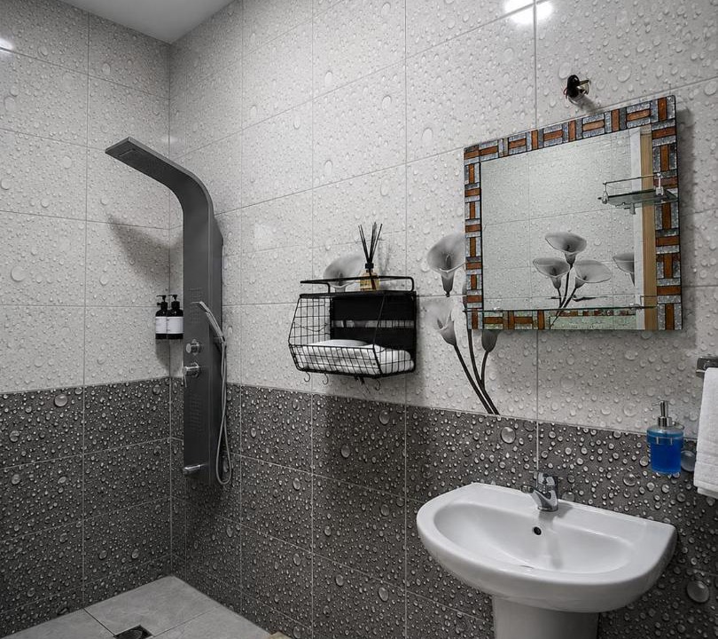 Photo of Bathroom in Suwailih