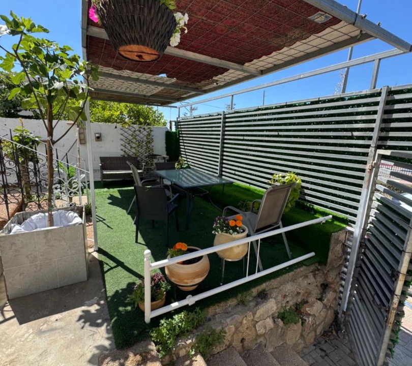 Photo of Patio Balcony in Daliyat al-Karmel