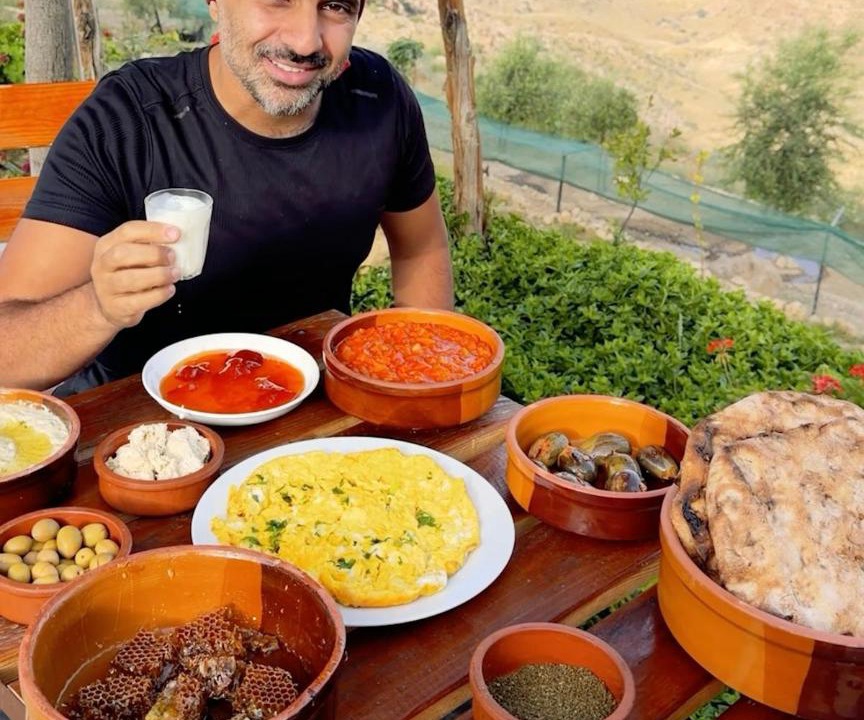Photo of Others in Dana