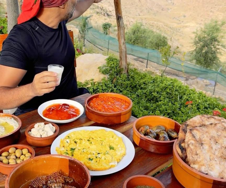 Photo of Others in Dana