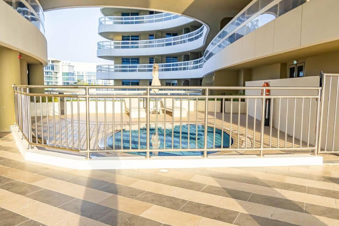 Photo of Patio Balcony in Saadiyat Cultural District