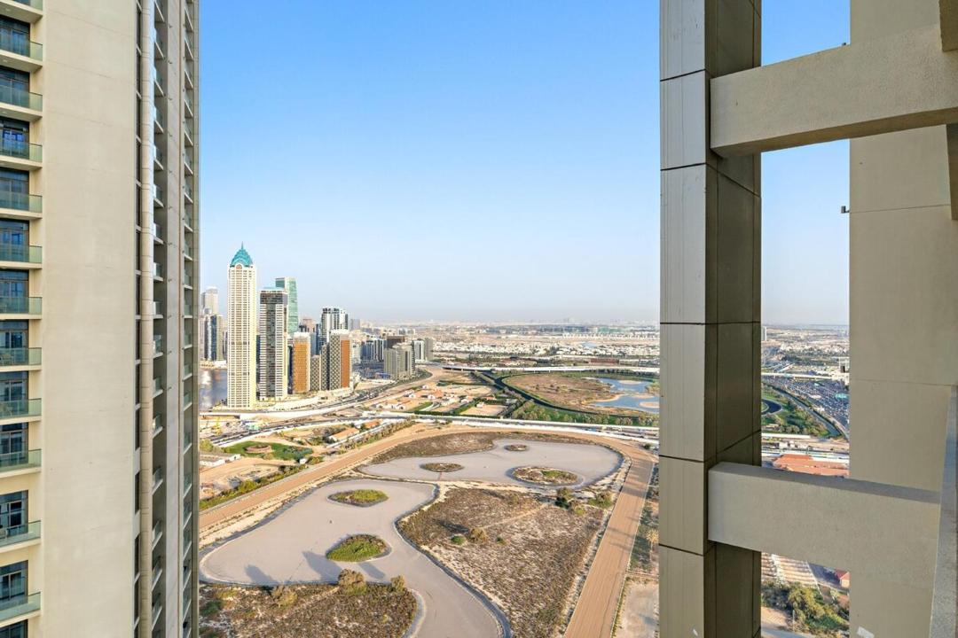 Photo of Others in Sheikh Zayed Road